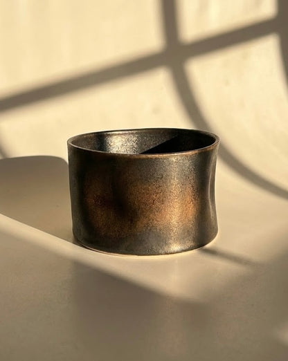 Bronz Thumb Cup