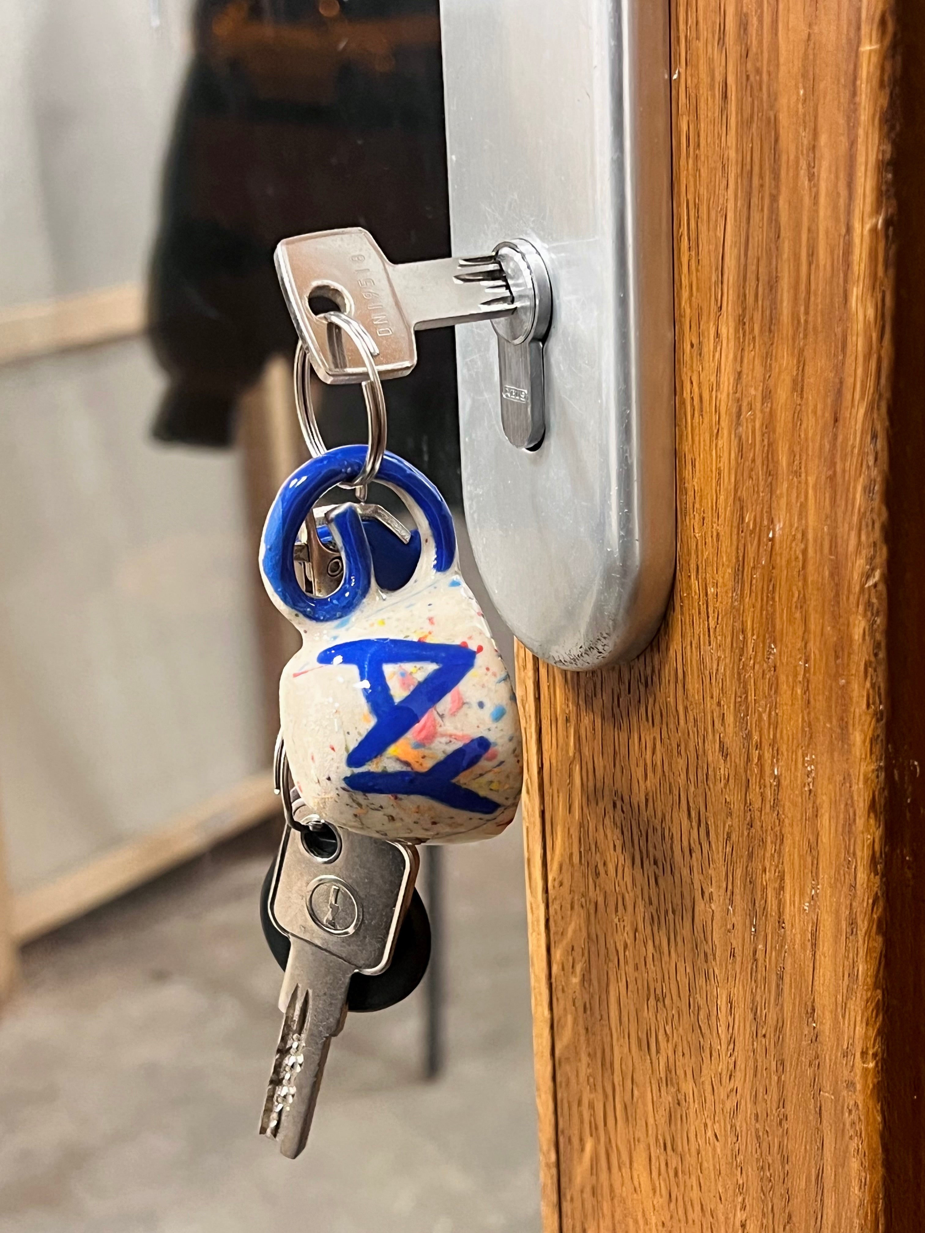 Custom GAY Mug Keychain – Artegalata Studio