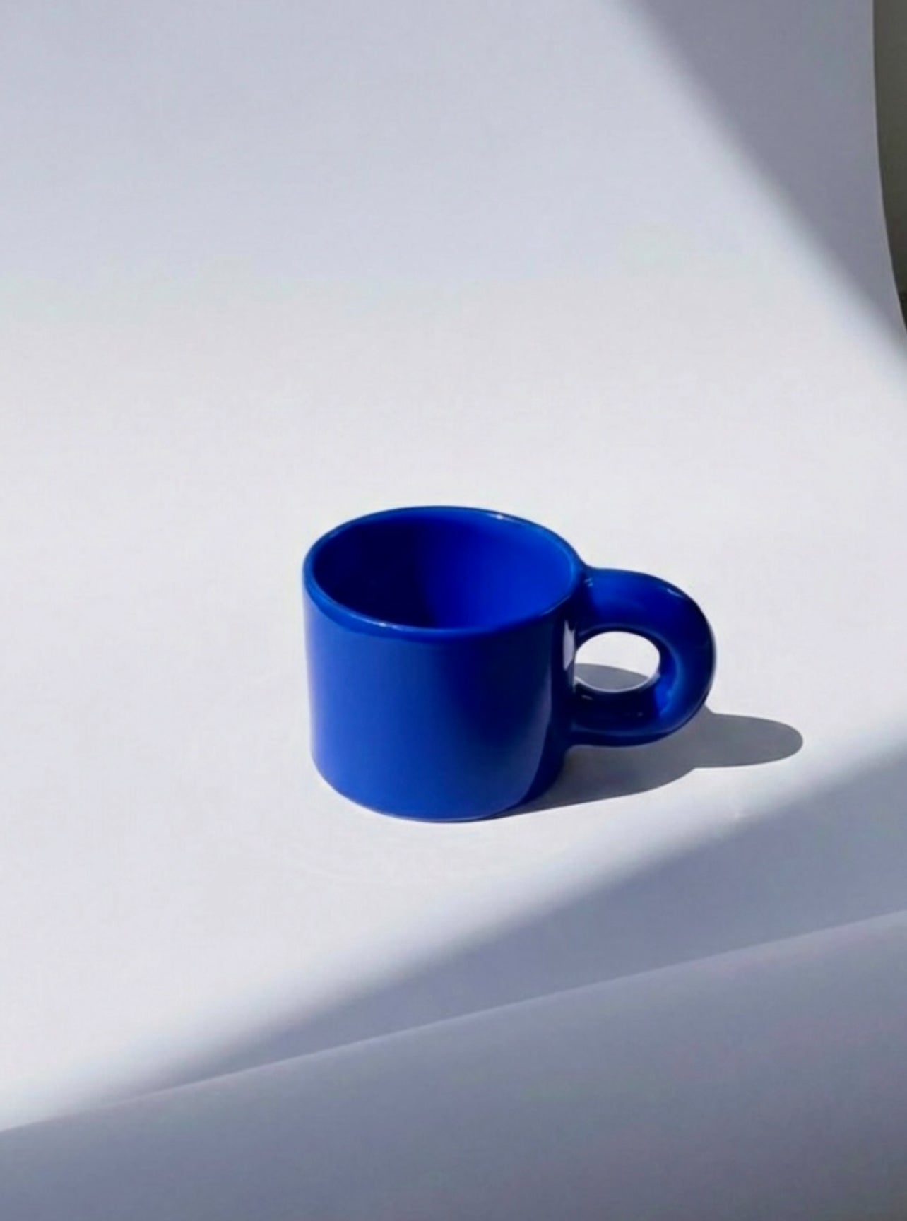 blue ceramic cup chunky handle
